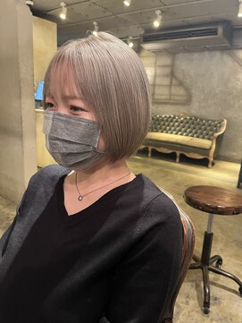 髪質改善と縮毛矯正の専門店 サンティエ(scintiller) 大人綺麗な小顔襟足スッキリショートボブ　30代40代50代