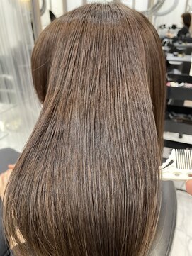 エスカーラ 表参道(THE ESCALA) @aidaman321 髪質改善/髪質改善縮毛矯正/髪質改善トリートメント