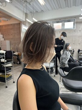 イキ 表参道(iki omotesando) モード/無造作ウェーブ/大人ガーリー[表参道駅]