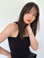 ヨロ 小岩(YOLO)&nbsp;レイヤーカットハイライトショートヘアイルミナカラーオージュア