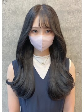 トイロ 新宿(Toiro) 【韓国風くびれヘア】前髪薄め下ろし流し　ロングくびれヘア☆