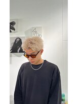 キング 高槻(K!ng)&nbsp;縮毛矯正髪質改善ハイライトレイヤーカット高槻美容室エクステ