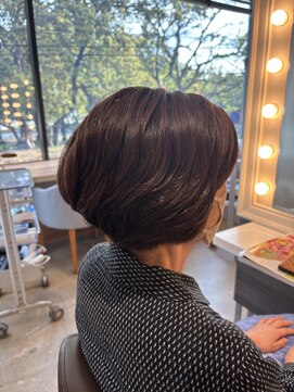 ボゥギャルソン(Beau Garcon) ボブレイヤー/ワンカールパーマ