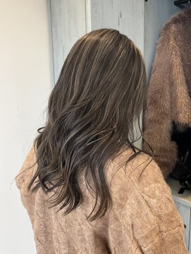 ロテ(LOTE.) ハイライト/ハッシュカット/クラゲヘアー/黒髪カタログ/一宮