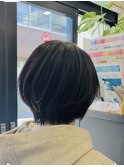 ショートボブ