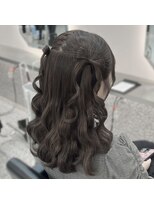アリエス 八重洲店(Aries) 髪の毛リボンハーフツイン