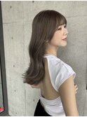 ミディアムレイヤーカット/ハイトーンカラー
