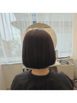 トッカ 茨木(tocca) 20代~40代に人気!お手入れ楽なボブスタイル