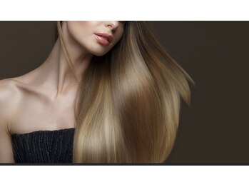 タカハシ ヘア アンド スパ(TAKAHASHI HAIR&SPA)の写真/伸びても気にならない☆大人気の白髪ぼかしハイライトが人気♪グレイカラーの幅がオシャレに広がります！