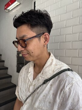 モンルル プル(mon loulou + plus) 刈り上げショート、大人メンズショート、ナチュラルフェード