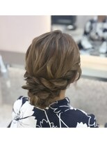 アリエス 八重洲店(Aries)&nbsp;ふわふわシニヨン