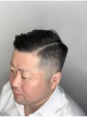 メンズバーバー理容室フェードサイドパート七三分けショート