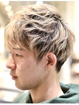 ヘア デザイン リスク(HAIR DESIGN RISK)&nbsp;【RISK 高橋勇太】ホワイトグレージュツーブロックマッシュ