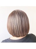ショートボブ×ハイライトベージュ【藤田稔】