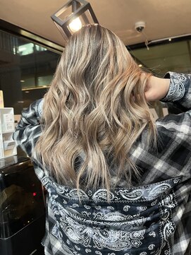 ラフ(LAFF) #黒髪#ボブルフ#ネビージュ#小顔#ワンレン