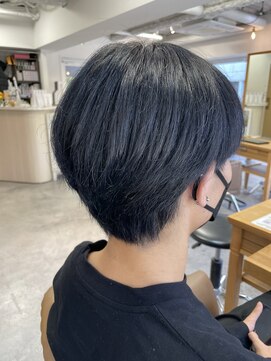 フツーロ 栄(FUTURO) ＃メンズカラー＃韓国＃ブルーブラック＃名古屋美容室＃20代