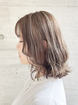 ヘアステーションフラット(HAIR STATION FLAT) 透明感×3Dハイライト