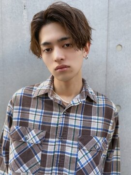 ハニーシブヤ(HONEY shibuya) グランジウェーブショート/センターパートツイストスパイラル