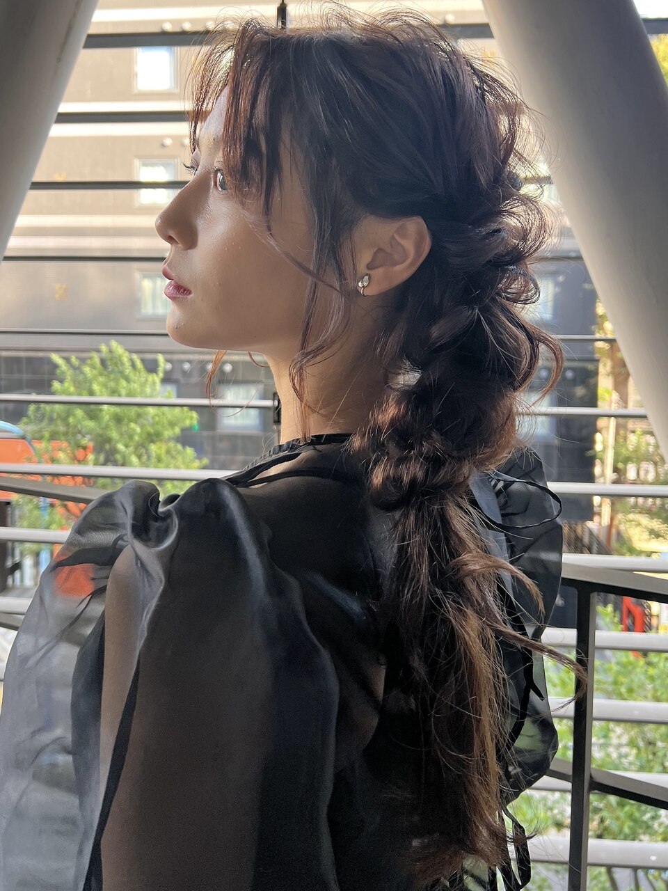 大人可愛い韓国ワンホンへア顔周りレイヤー編みおろしヘアセット