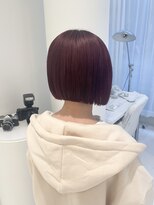 ハイブ 金沢(Hive)&nbsp;切りっぱなしボブワインレッドぷつっとカットチェリーレッド20代