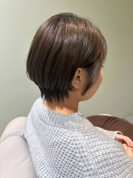 ミューシェレゴ(meauche...lego) ショートウルフ/耳かけショート