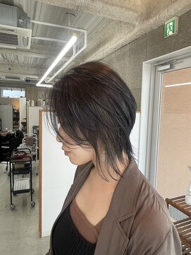 フラッグヘア 新宮店(Flag HAIR) ウルフミディ×インナーカラー