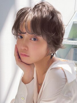 ロンドプロフィール 浦和(Lond profil) 大人可愛い20代30代40代黒髪前下がりショートボブ丸みショート◎