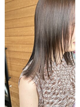 シアン(CyAN) レイヤー×やわらかブラウン