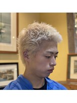 エルエー 近江八幡店(L.A)&nbsp;店長【椛島】ホワイトブロンド×スパイキーショート