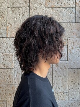 ヴォアソルヂェ オリエンタル(Voasorte ORIENTAL) 【VoasorteORIENTAL】ミディアムウルフ×スパイラルパーマ