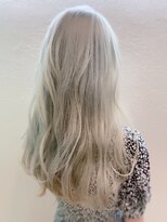 プラスワン 自由が丘(+ONE)&nbsp;【＋ONE 自由が丘】ホワイトカラー☆