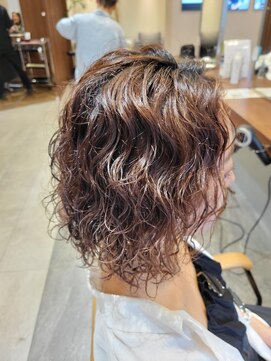 エイクス ヘア デザイン×美髪クリニック 千葉(AQs hair design) ミディアムヘア/暗めカラー/グランマッシュ/千葉