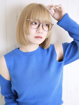 ニューヨークニューヨークマザーズ(NYNY Mothers) ブリーチ有りハイトーンボブスタイル