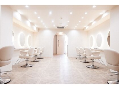 LUVISM 栄店/名古屋/ダブルカラー/ブリーチ/顔周りレイヤー/学割【5月1日OPEN(予定)】の写真