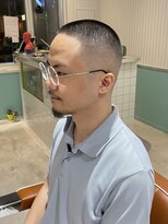 エルエフェ(EL JEFE)&nbsp;【バズカット×フェード】［東中野］［落合］［バーバー］