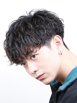 ゴールド 京都 三条(GOALD) シャドウパーマスパイラルツイスト刈り上げ