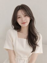 オーラ オモテサンドウ(Aura omotesando) 肌映えカラー×似合わせレイヤーカット