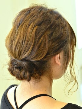 アドラーブル 万代店 (adorable) 【adorable】大人可愛い☆シンプル×上品シニヨンヘアセット