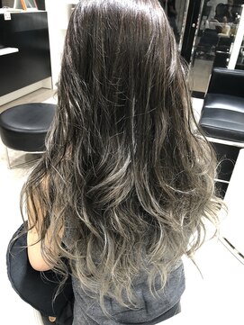 アドール オブ ヘアー ADORE OF HAIR ハイライト+グラデーション