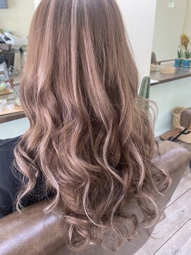 ウエスト オーランド(WEST O LAND) シールエクステでハイライト