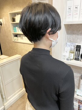 キャアリー(Caary) 福山市美容室Caary ネープスッキリ☆暗髪ベリーショート