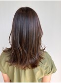 セミロングスタイル