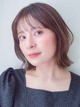 ガーデンヨコハマエスト(GARDEN YOKOHAMA est) イメチェン　外ハネボブ　グレージュ　レイヤーボブ