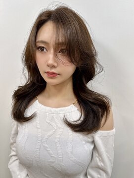 エミュ 伏見 国際センター(emu) 韓国風巻き/顔まわりレイヤー/くびれセミディ/レイヤーロング