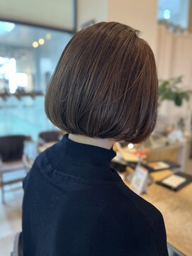 マイティ バイ エイチ(mighty by H) ベージュグレー×タッセルボブ