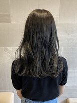 ミミ(33 mimi) 暗髪ロングヘア