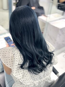 スウィープ(sweep) 【福岡/天神/大名】ネイビー/ブルー/ブリーチ/カラー