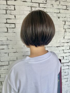 ピアーネ(PIANE) うるつや◎ショートボブ