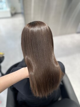 アルドーレフィエロ シンサイバシ(Ardore fiero shinsaibashi) 艶チョコブラウン☆