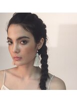 ビビト(bibito) bibito ラフな編み込みアレンジ ミディアムロング